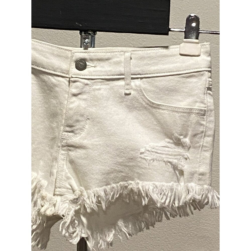 Hollister Low-Rise Short Short Women/ Junior Size 1 (28X2” measured)  Shorts - Picture 3 of 10